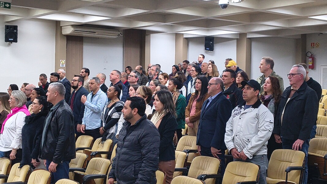 3- Colaboradores e familiares.jpg