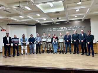 legislativo-realizou-homenagens-com-outorgas-de-votos-de-congratulacoes