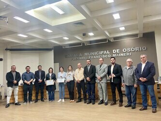 idealizadoras-do-grupo-pro-pet-osorio-foram-homenageadas-no-legislativo