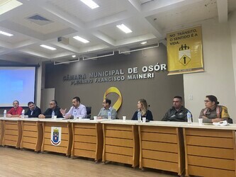 legislativo-promove-palestras-sobre-educacao-no-transito-para-alunos-de-escolas-municipais-e-estaduais