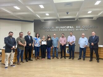 escola-general-osorio-e-alunas-do-ifrs-sao-homenageadas-com-outorga-de-votos-de-congratulacoes