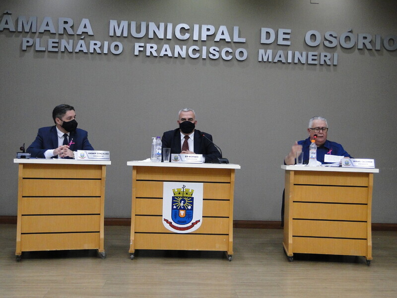 camara-aprova-projetos-que-autorizam-contratacoes-emergenciais-de-profissionais-da-saude