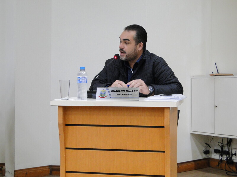 maior_ygBY03ufG-s_ALquF5rSIh910AAAGeX9.jpg