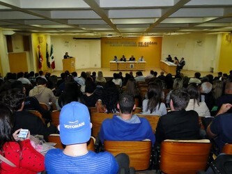 legislativo-recebeu-academicos-de-direito-da-facos