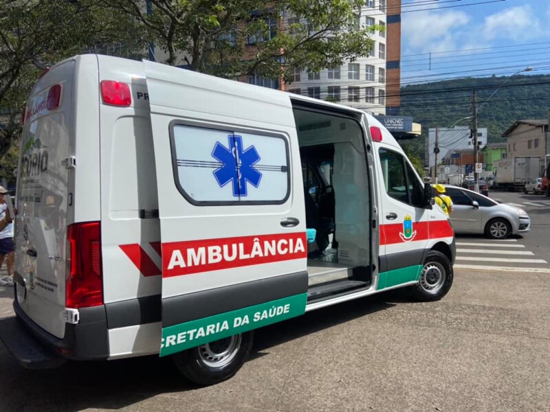 entrega ambulancia 3.jpg