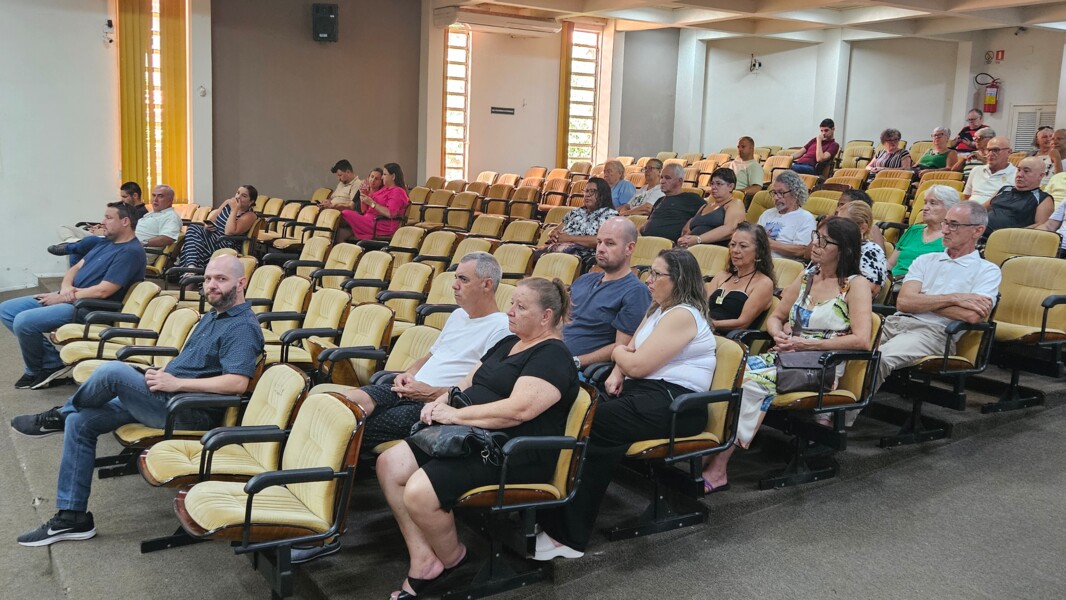 Público 2.jpg