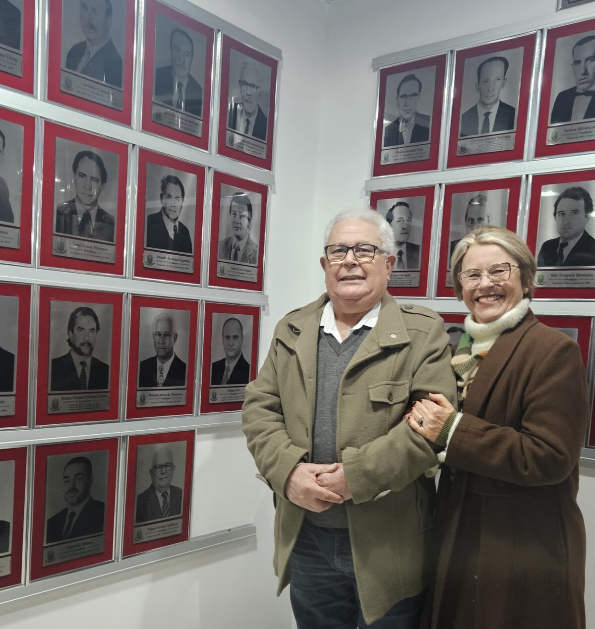 miguel-calderon-passa-a-integrar-galeria-de-ex-presidente-da-camara-de-osorio