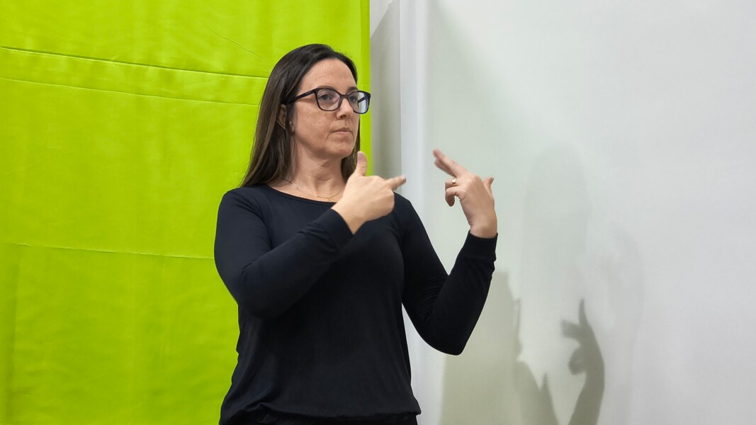 4- Intérprete Aline.jpg