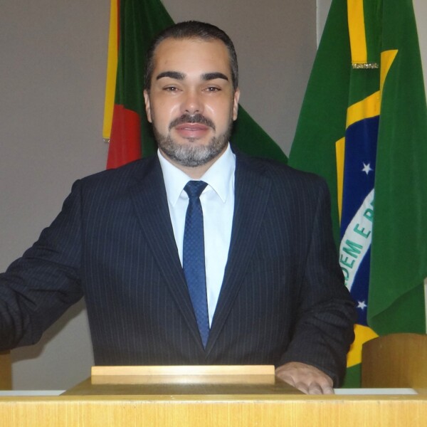 Charlon Müller